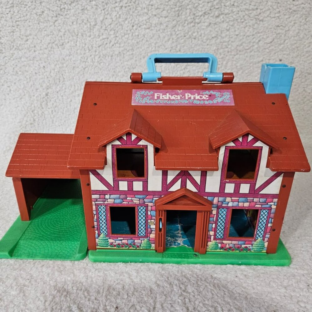 Vintage Fisher-Price Little People Tudor Play Family House